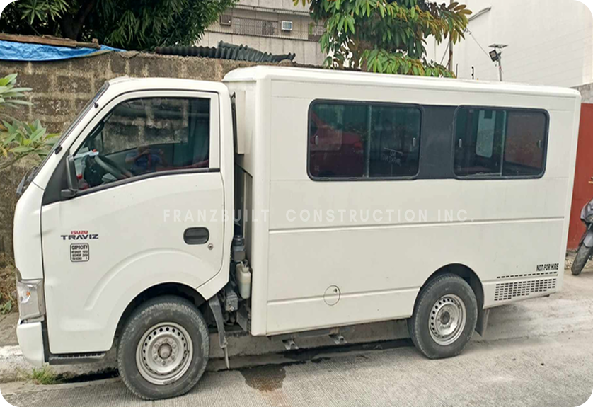 Isuzu Travis Truck
